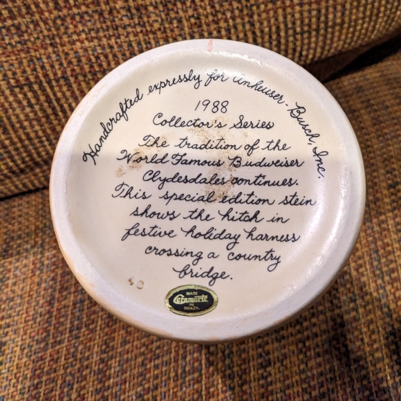 2 Budweiser Steins 1988 & 1989 Collectors Series - Picture 4 of 9